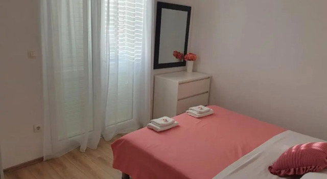 Hvar De Luxe Apartments, Забронировать Апартаменты/квартира Отели Хвара с парковкой, рядом с Church of the Holy Spirit Hvar, Парковка