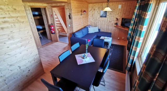 Коттедж с 3 комнатами Tjeldsundbrua Camping