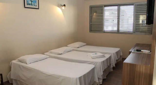 Трёхместный номер Standard Espigão Palace Hotel