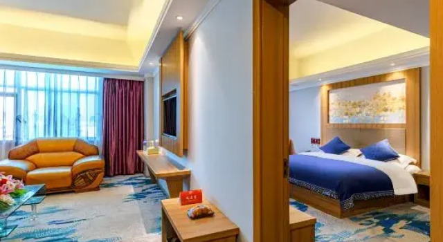 Suite Deluxe Chunchen Hotel
