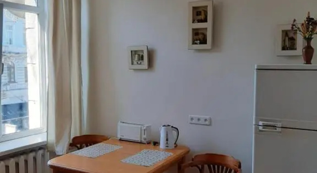 Apartment on Hretska 26/28