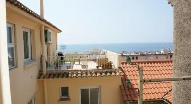 SUQ3 - 3 Pièces vue mer