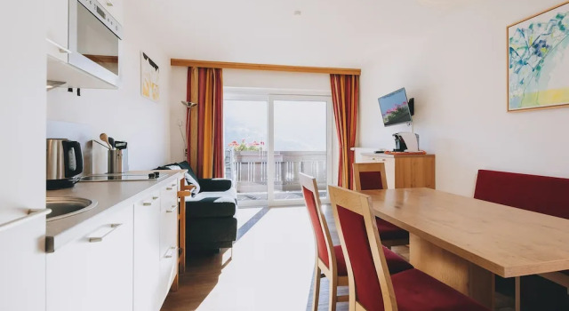 Апартаменты Apartments Haus Altenberger 6 Hohe Tauern