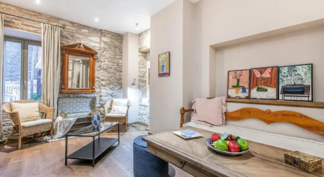 Chora Traditional 4 Bedroom House in Samos - BLG 69214