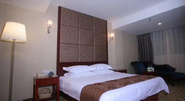Люкс Business GreenTree Inn Anhui Bozhou Yaodu Road Business Hotel