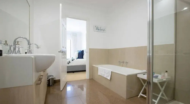 Вилла Peaceful Designer 2br@leafy Mill Park