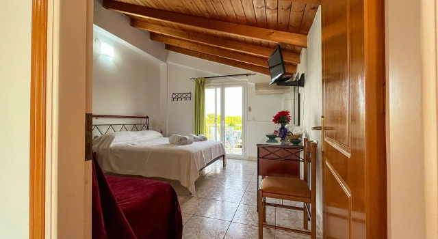 Апартаменты Pettas Apartments