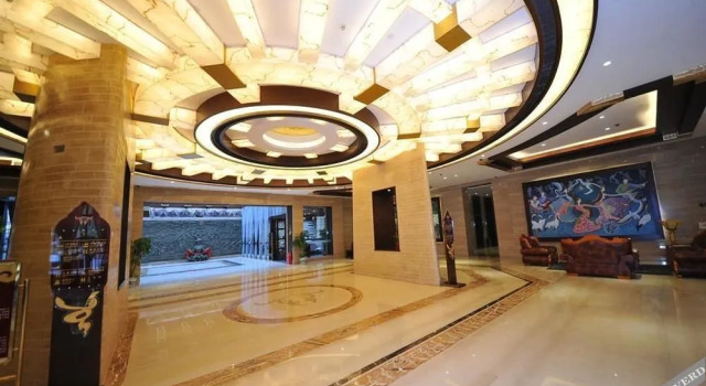 Jiuzhaigou Sanroyal International Hotel, Prenota Hotel Hotel a Ngawa con piscina, Piscina