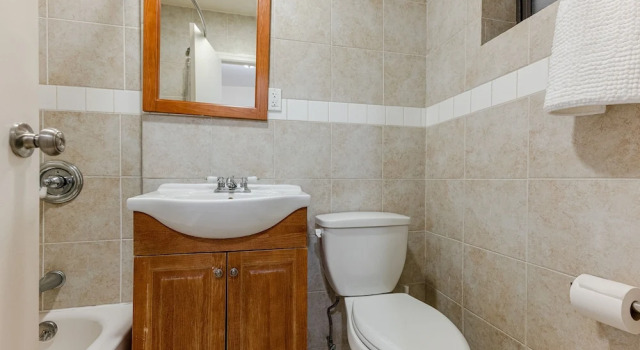 Апартаменты 110th Boutique Hotel