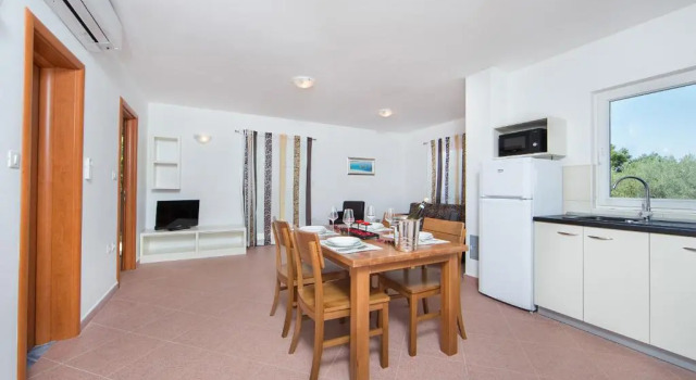 Jana Residence