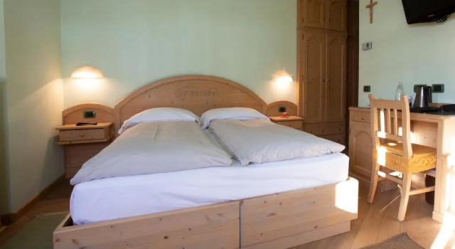 Двухместный номер Deluxe Hotel "La Suisse"