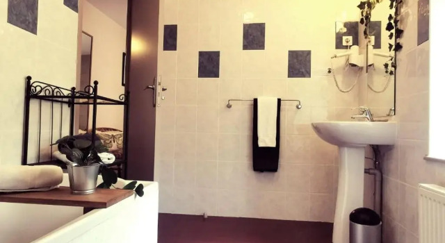 Двухместный номер Standard Auberge de Chanteuges