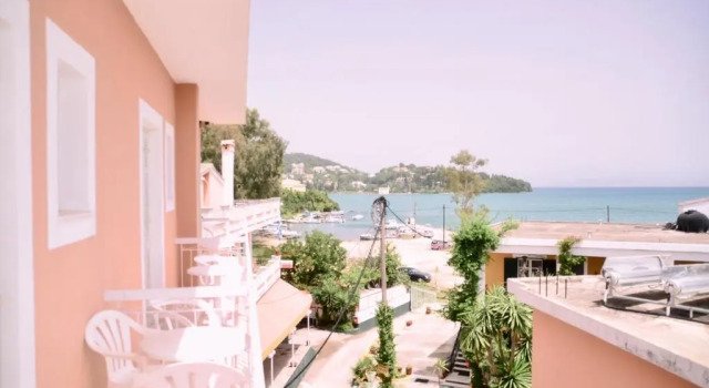 Трёхместный номер Standard с видом на море Hotel Sirena Beach