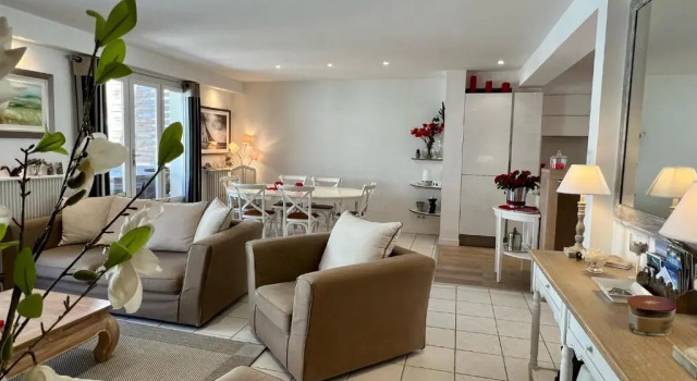120m2 Avec Deux Terrasses Ensoleillees a Biarritz, Prenota Appartamento Hotel a Aquitania con parcheggio, Parcheggio