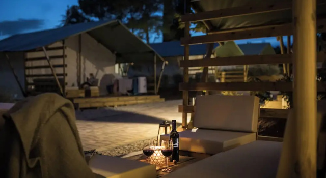 Семейный тент с 3 комнатами Boutique Camping Santa Marina