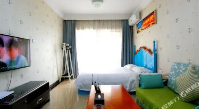 Люкс Luxury Lvxing Theme Apartment (Zhuhai Chengfeng Shuijingzuo)