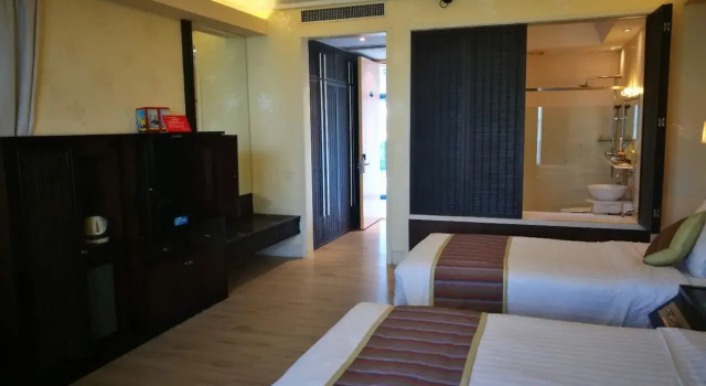 Zhuhai Jinwan Golf Hotel (Jinwan Huafa Shangdu Branch), Забронировать Отель Чжухай Гуандун