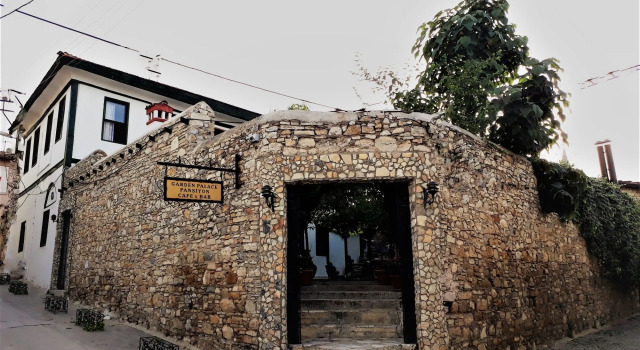 Garden Palace Boutique Hotel