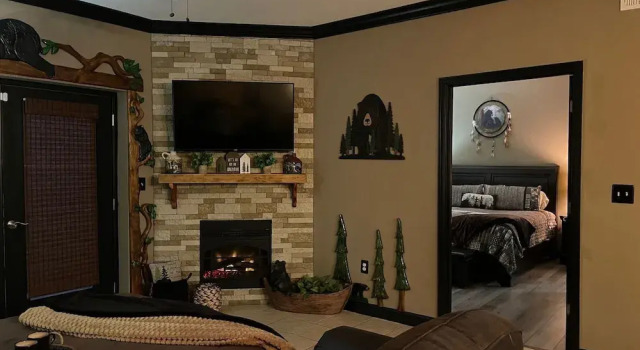 Номер Standard A Bear's Hibernation 1 Bedroom Condo by RedAwning