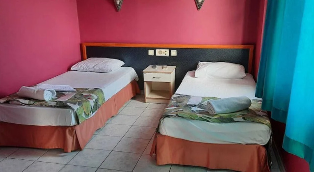 Двухместный номер Economy с балконом Ases Apart Hotel