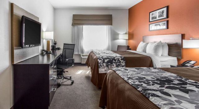 Четырёхместный номер Standard Sleep Inn & Suites Lubbock West