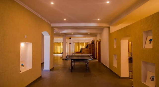 woosah hostel, Забронировать Хостел Хостелы Джамму и Кашмира, Хостел