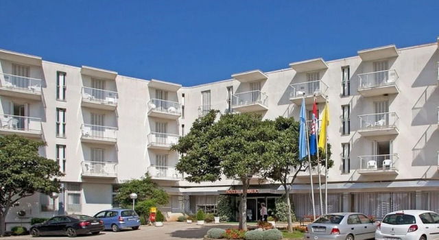 Hotel Adriatic, Prenota Hotel Hotel a Isole Quarnerine con parcheggio, Parcheggio