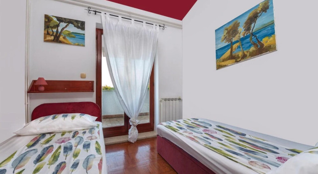 Nice Home in Pula With Wifi and 4 Bedrooms