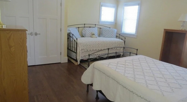 6 Crocker Rise Four Bedroom House, Varaa Lomakoti Hotellit New England uima-altaalla, Uima-allas
