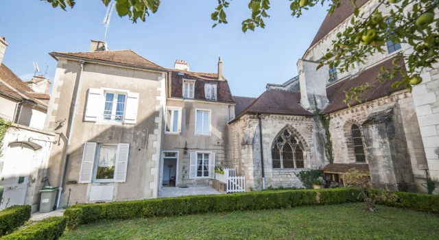 Maison des 7 Lieux, Rezervasyon Otel Chablis otoparklı oteller, Otopark