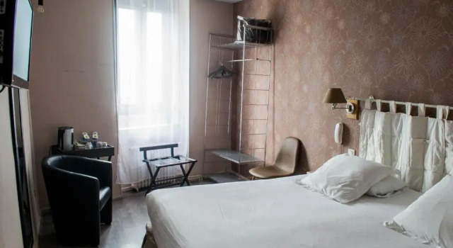 Двухместный номер Standard Logis Hôtel La Bastide des Oliviers