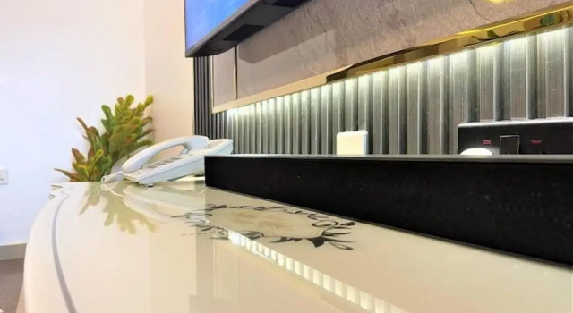 Bizzare Luxury Apartment