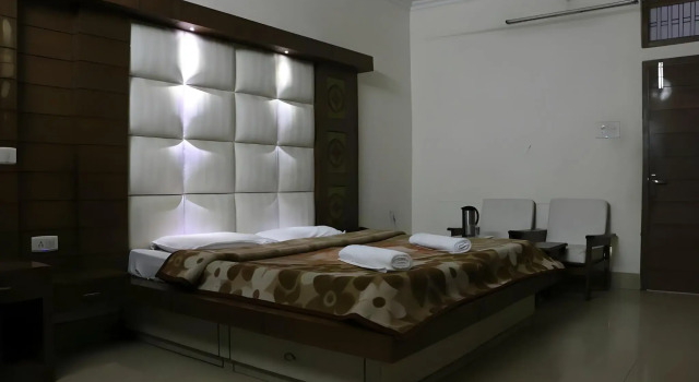 Hotel Midtown, Rezervovat Hotel Haridvár Uttarakhand
