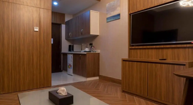Полулюкс Golden Tower Hotel Al Khobar Corniche