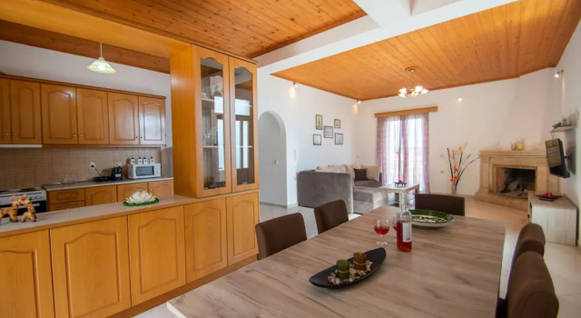 Трёхместный номер Comfort с 3 комнатами с видом на залив Family Private Homes & Sea View by "elite"