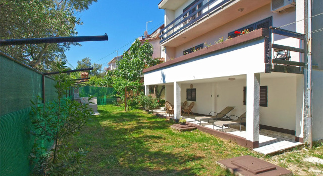 Apartment 1583
