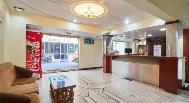 Hotel Sun Rock, Забронировать Отель Отели штата Тамилнада с завтраком, Завтраки