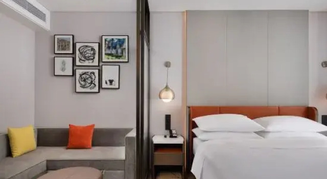 Люкс Superior Home2 Suites By Hilton Wuhan Xudong