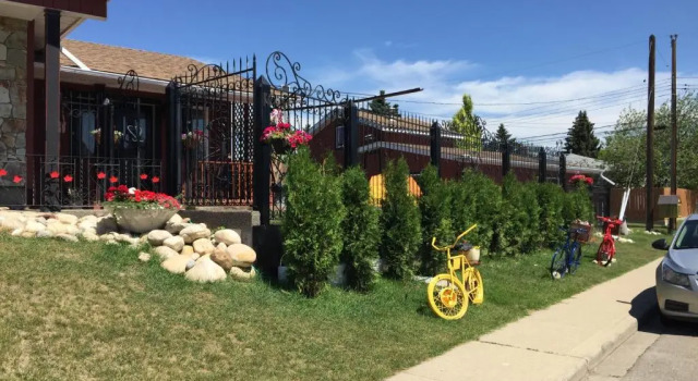 The Calgary Hub hostel style Home, Book Hostel Cheap Hotels in Calgary