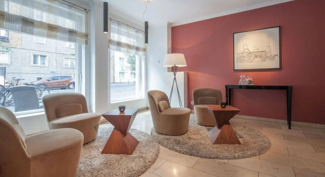 ADELANTE Boutique Hotel