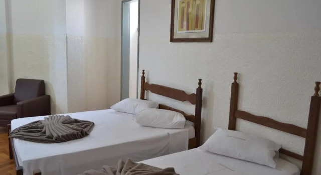 Hotel, Забронировать Отель Жуис-ди-Фора Минас-Жерайс, рядом с Муниципальный рынок Жуис-ди-Фора