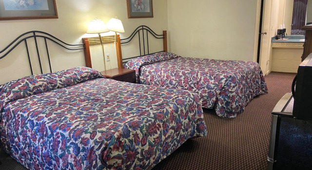 Standard Vierer Zimmer Corbin Inn