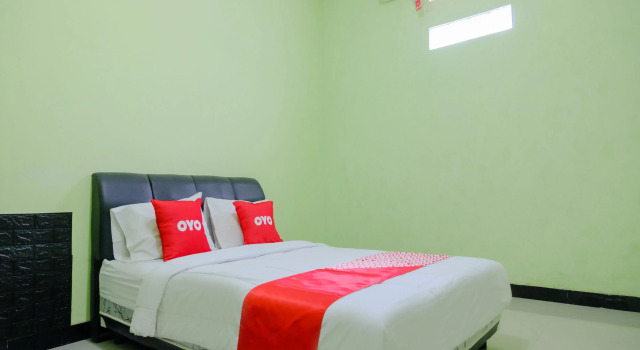 Standard double chambre OYO Life 2508 Alba Suites Homestay Syariah