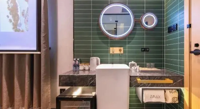 Zhihui Holiday Hotel (Beijing South Railway Station)