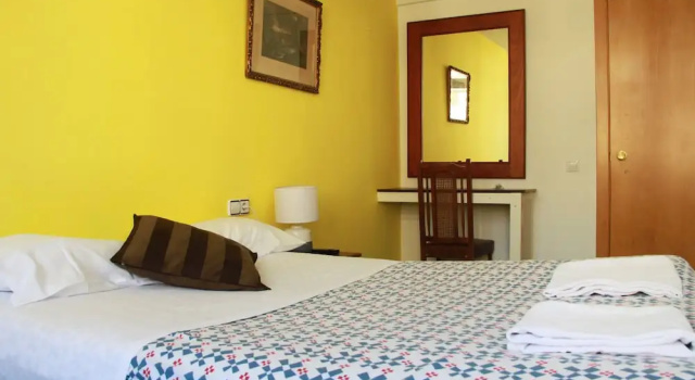 Двухместный номер Standard Hostal LK Barcelona