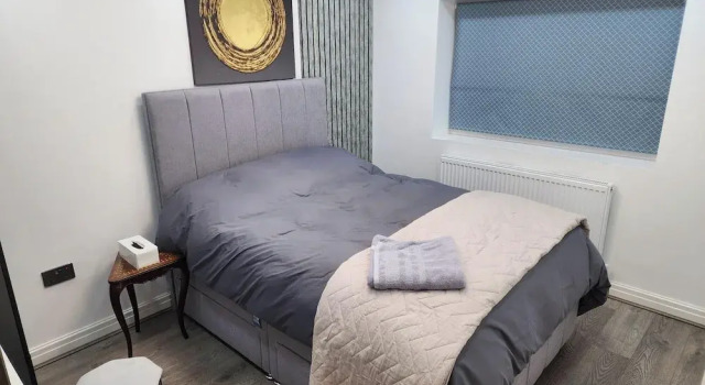 4br-7guests-freeparking-garden-nearmanchester, Prenota Casa vacanze Brinnington Regno Unito