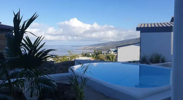 T2 Villa Rêve d'ailleurs St Leu, Đặt Biệt thự Khách sạn ở Saint-Leu có hồ bơi, Hồ bơi