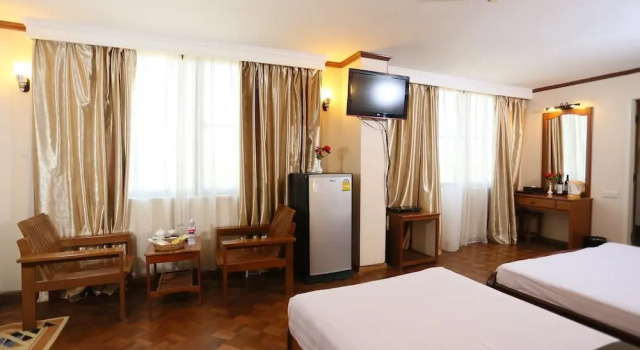 Royal Power Hotel