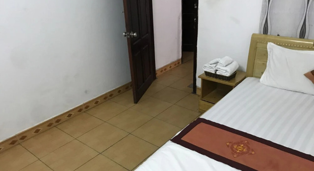 Oyo 1005 Palace Hotel