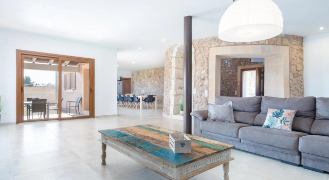 ES MOLI D'EN SION - Villa with private pool in Sa Pobla. Free WiFi, Book Villa Sommerhuse i Sa Pobla, Hytte